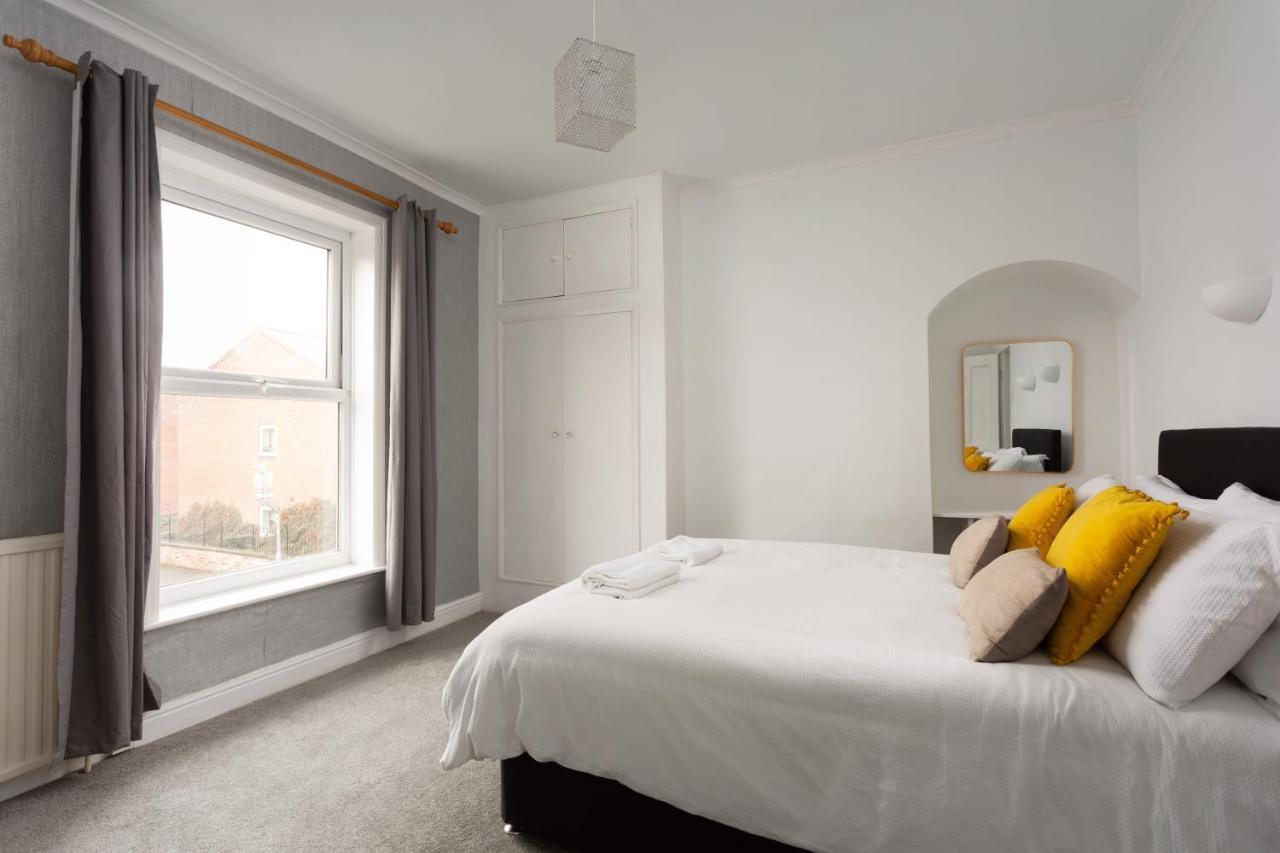 Lovely City Town House With Free Parking Sleeps 2 To 6 Guests York Luaran gambar